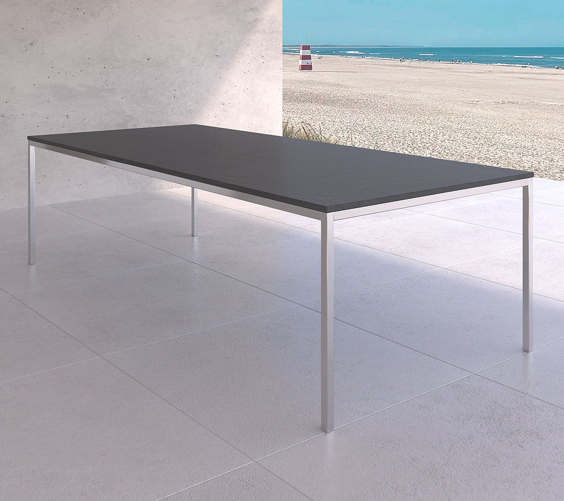 Schiefer Gartentisch matt anthrazit mit geringer Blendwirkung bei Sonne Designer Tischgestell Handarbeit für höchste Qualität Ricon